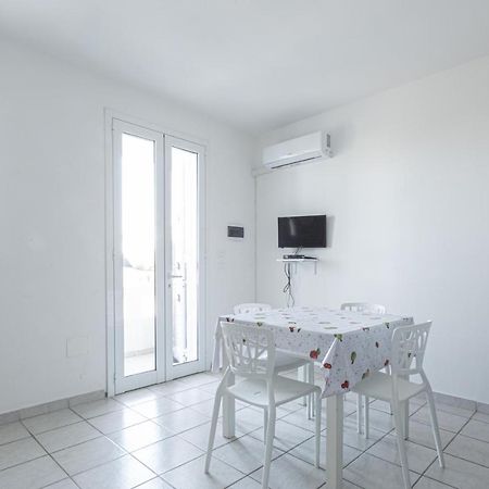 Bilocale Climatizzato Con Vista Panoramica Apartment Ugento Exterior photo