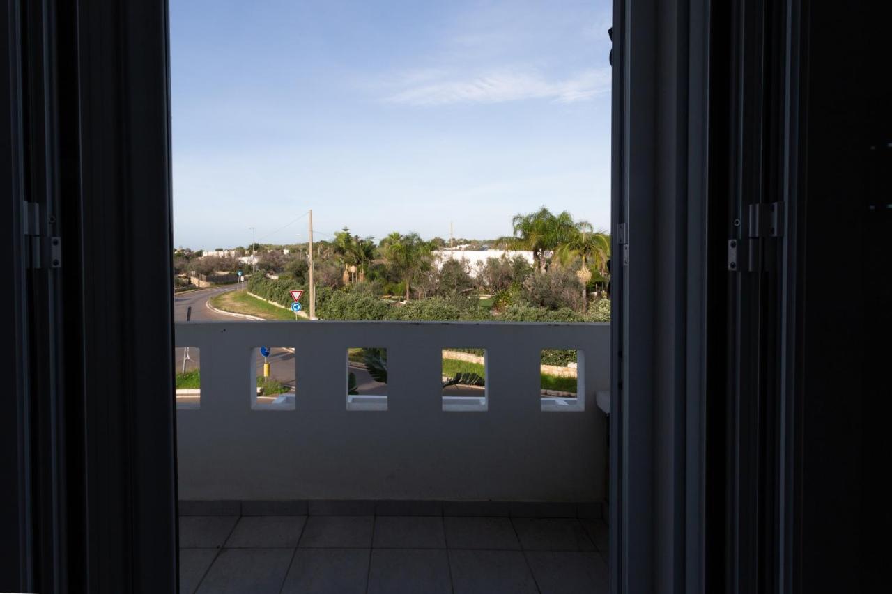 Bilocale Climatizzato Con Vista Panoramica Apartment Ugento Exterior photo